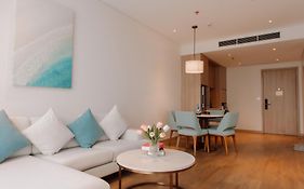 A La Carte Ha Long Apartment By The Beach