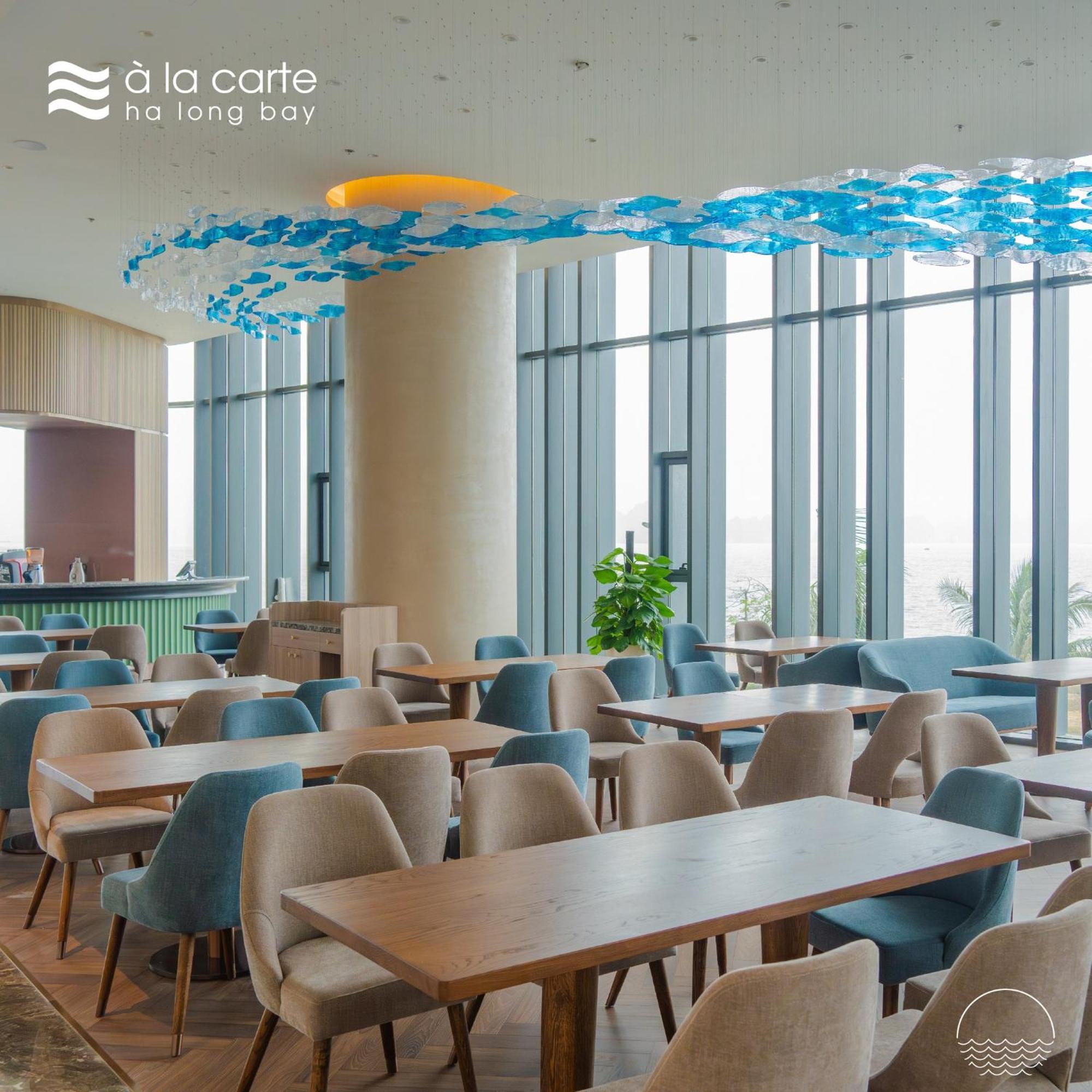 A La Carte Ha Long Apartment By The Beach Ngoại thất bức ảnh