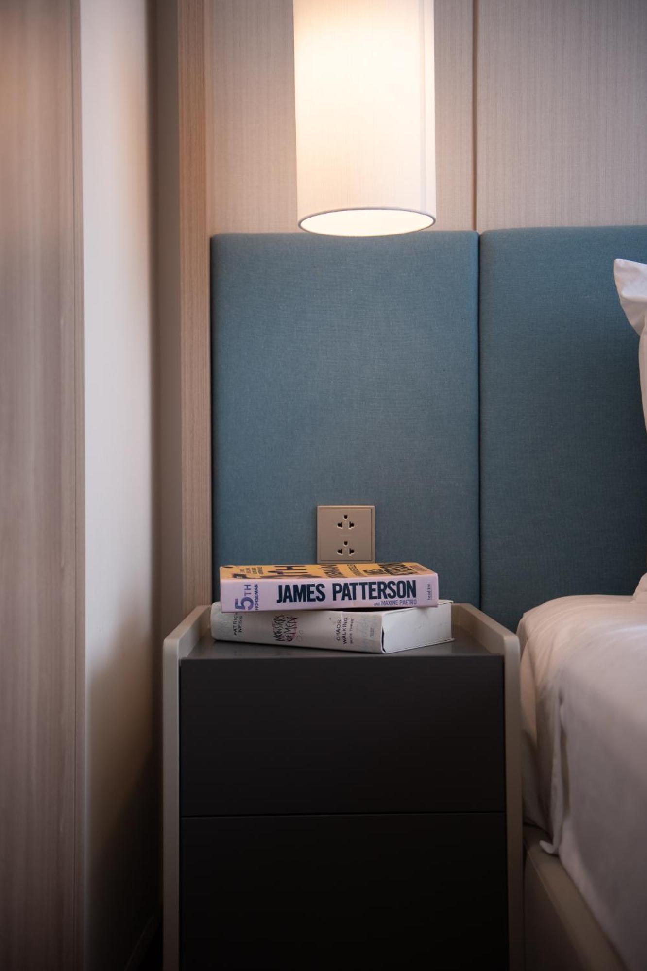 A La Carte Ha Long Apartment By The Beach Ngoại thất bức ảnh